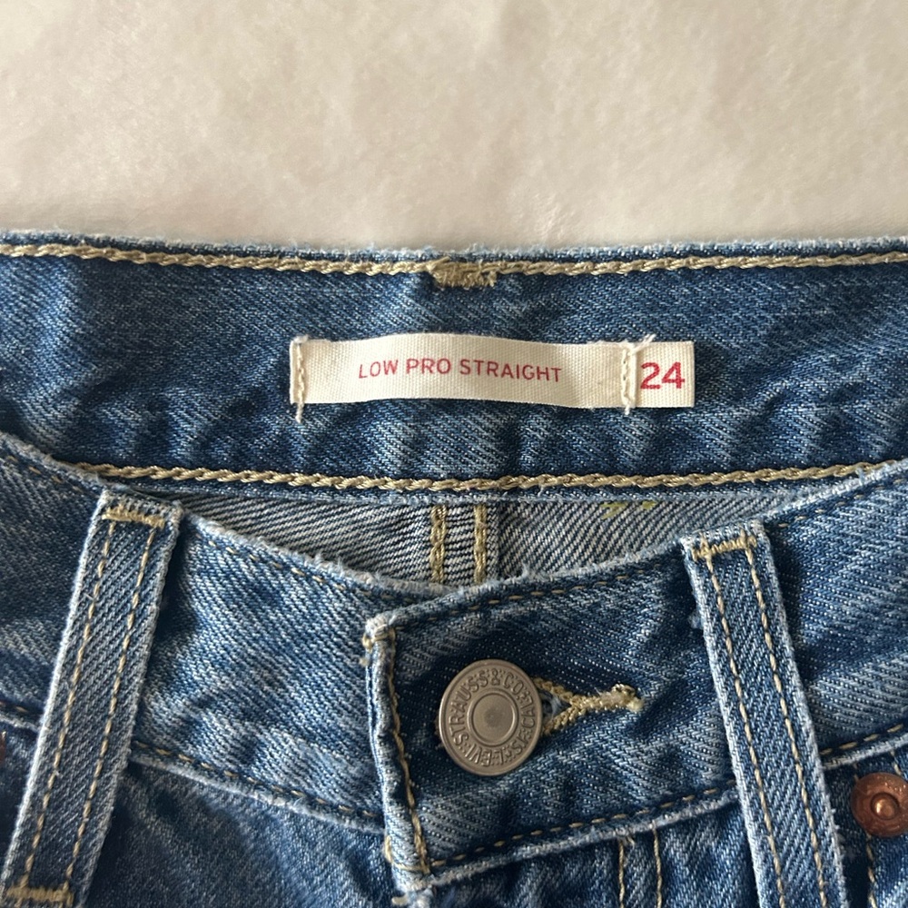 Levis low pro straight jeans